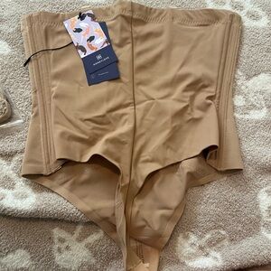 Brand new honeylove shape wear